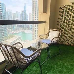 بيت للعطل Charming Spacious In The Heart Of Jbr By Sweet Homes, دبي