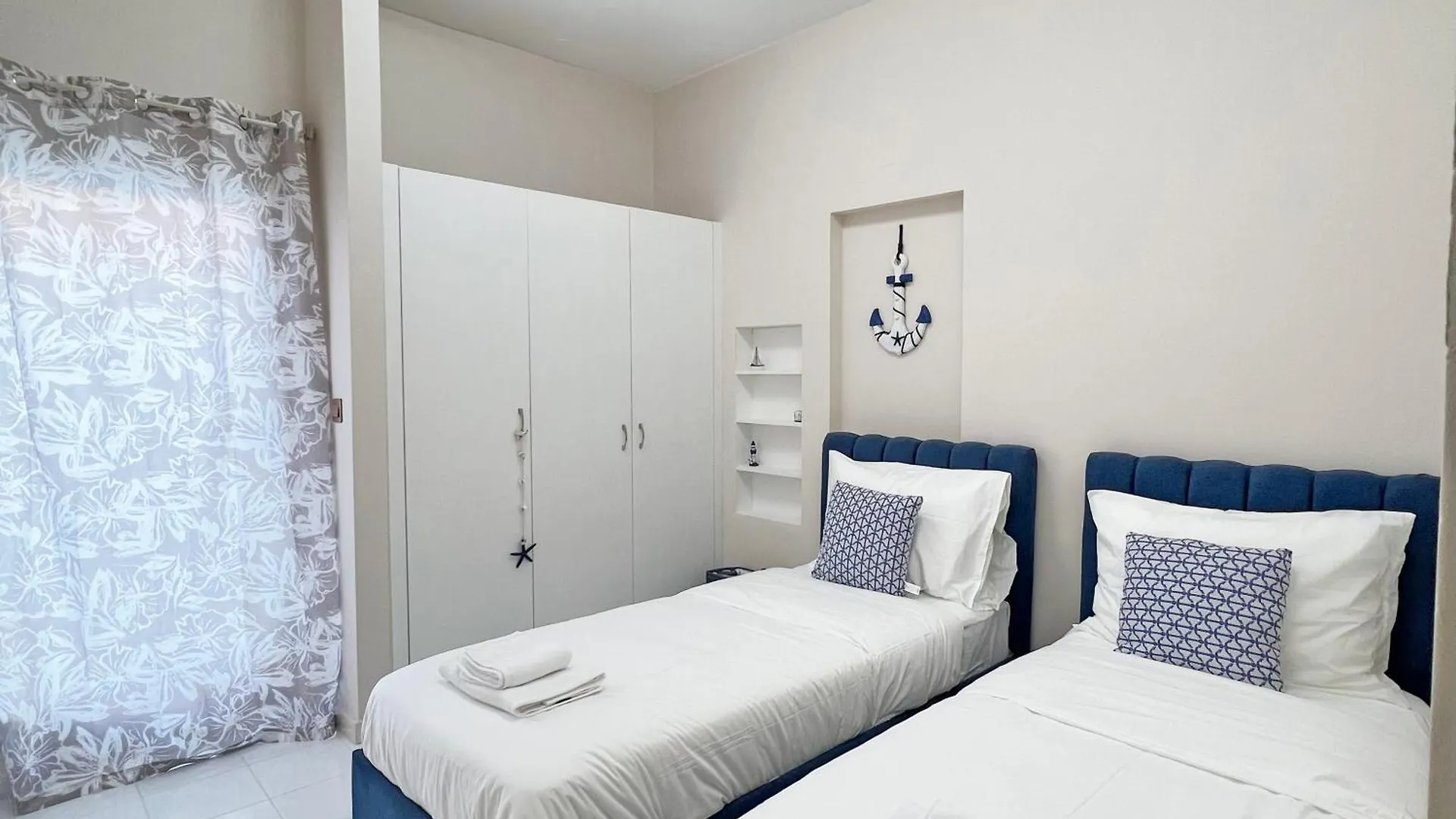 Authentic Emirati Stay Dubai Holiday home